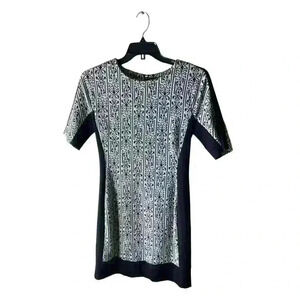 W.G.B by Walter baker Dress Women's Size Textured Floral